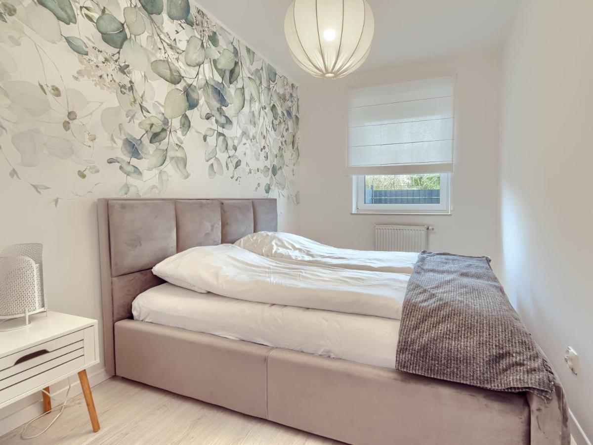 Apartment Tricity Retreat With Parking - By Rentujemy *