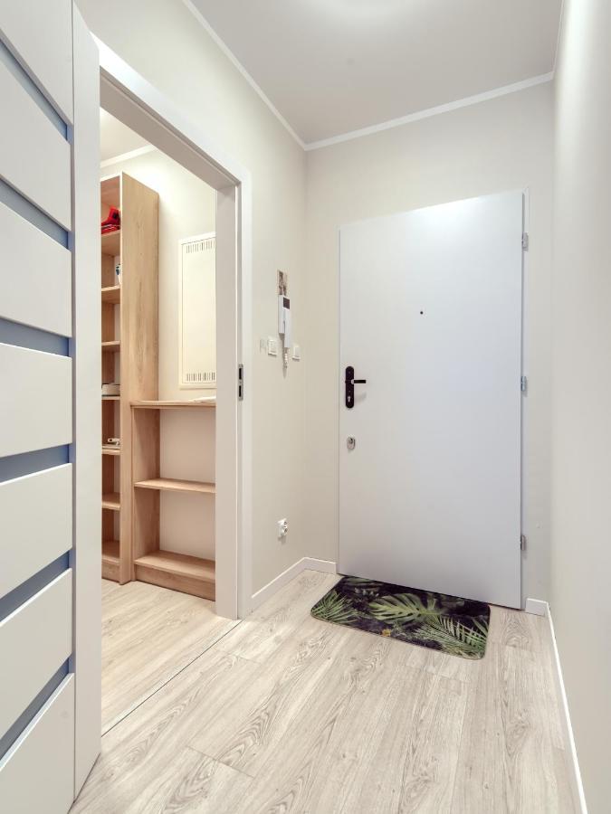 Tricity Retreat With Parking - By Rentujemy Apartment *